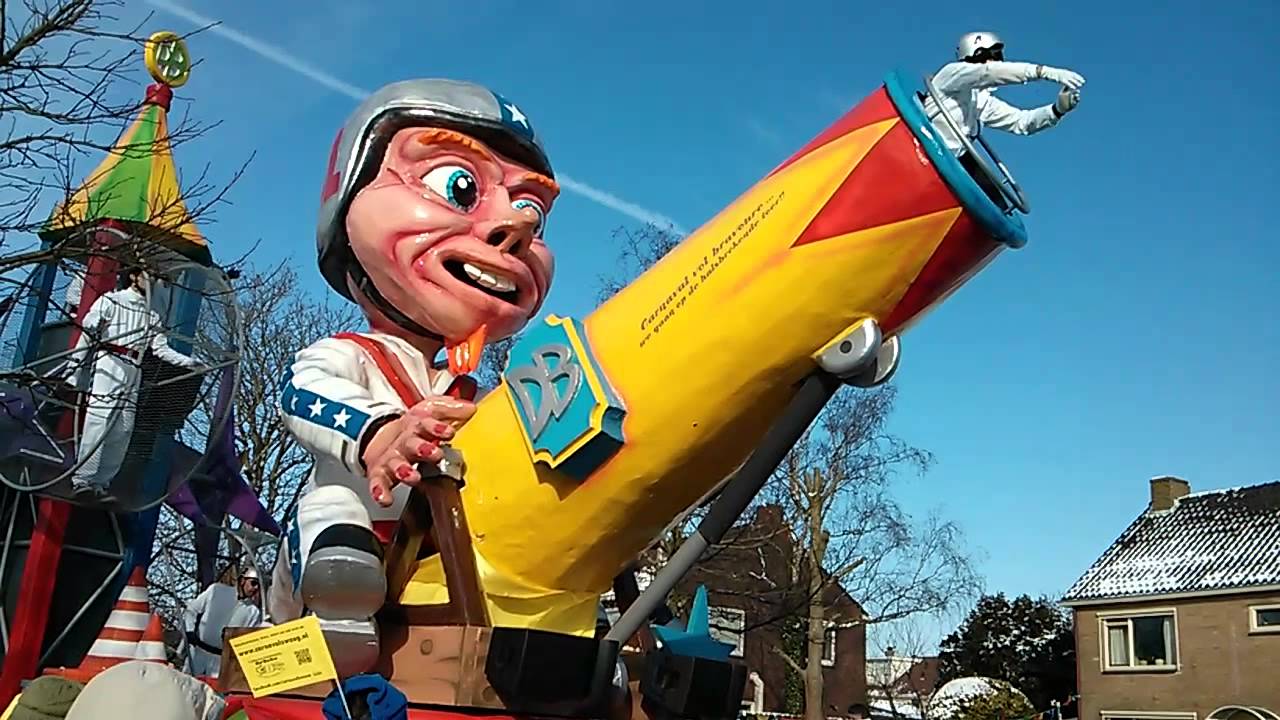 Grootste carnavalsoptocht boven de rivieren