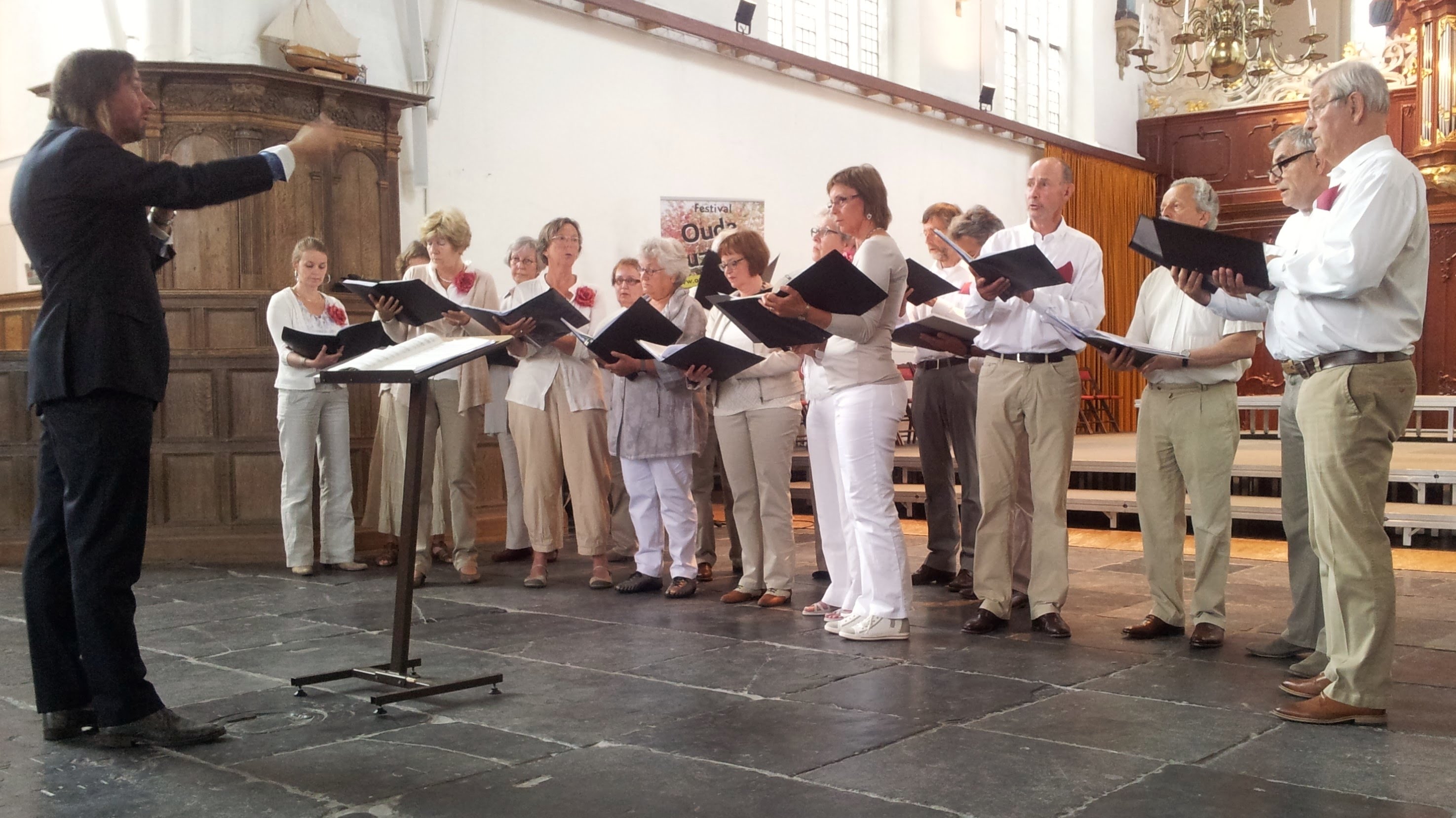 Camerata Liocorno zingt in Hervormde Kerk Zwaag