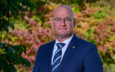 Gastspreker burgemeester Jan Nieuwenburg bij Dorpenoverleg Blokker-Zwaag